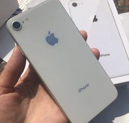 iPhone 8 🔥🔥64gb 🍏🍏🔥🔥unlocked excellent condition! $299🍏🍏🔥🔥.