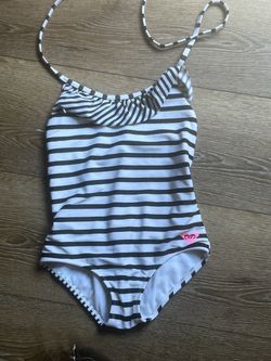 Roxy Girls Swimsuit One Piece Size 5 / Traje de baño Roxy Niña