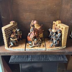 Lionstone Whiskey OK Corral Decanter Set (No Alcohol)