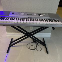 Yamaha Piano Excellent Condition 