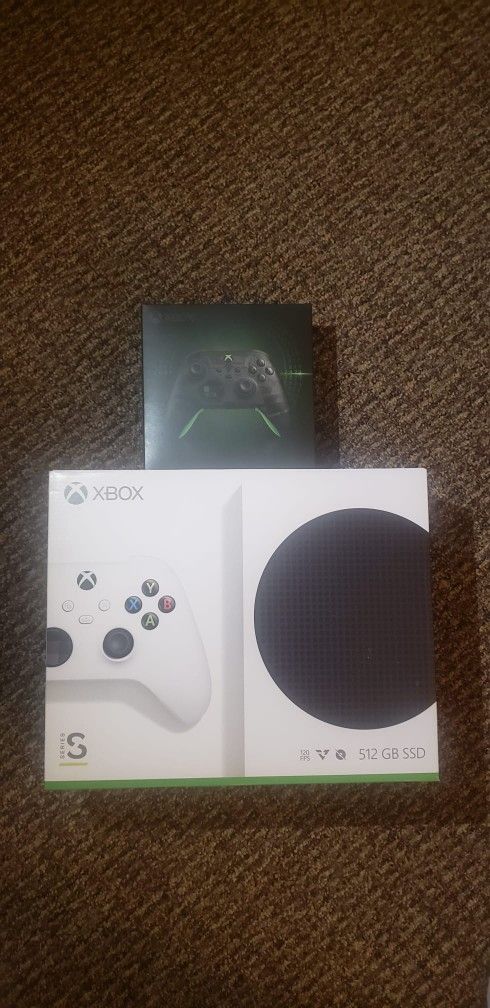 Xbox series S + 20th anniversary controller 