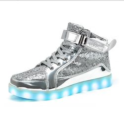 Tennis shoes size 12