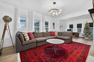 L-Shaped sectional couch
