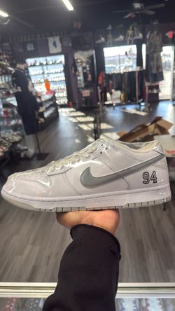 Nike SB Dunk Low Supreme White