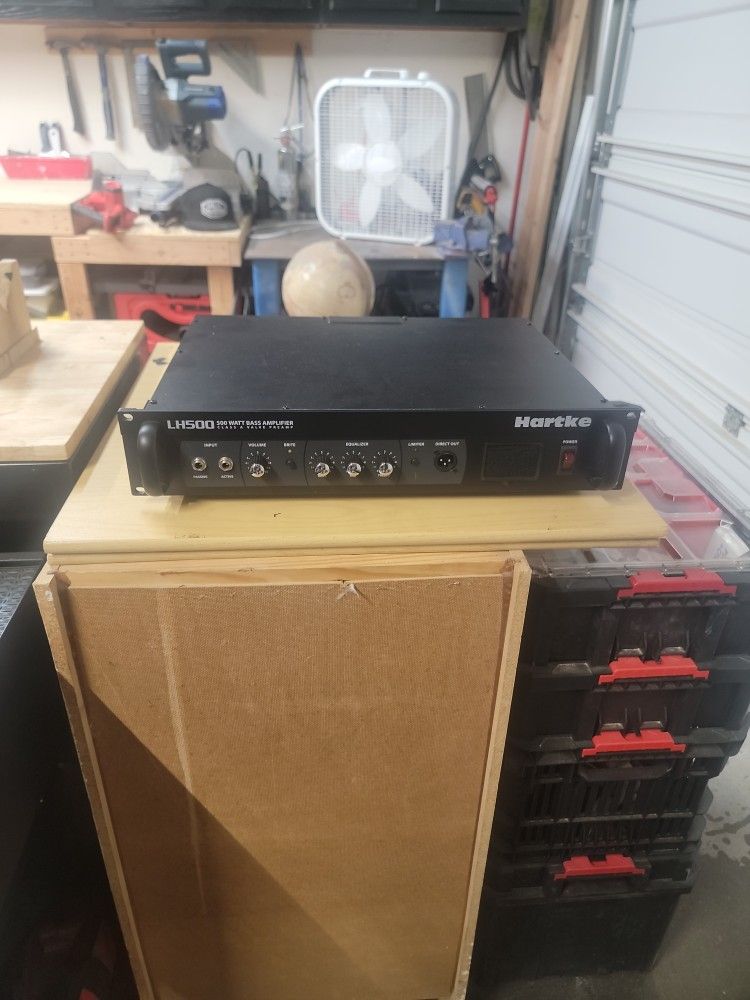 Bass Amp Head