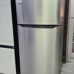 New Refrigerator Refrigerador  nuevo 
 Warranty Garantia Por Escrito 20 años 
Garantizando cada producto que vendemos 