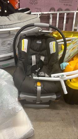Chicco key fit infant car seat with base