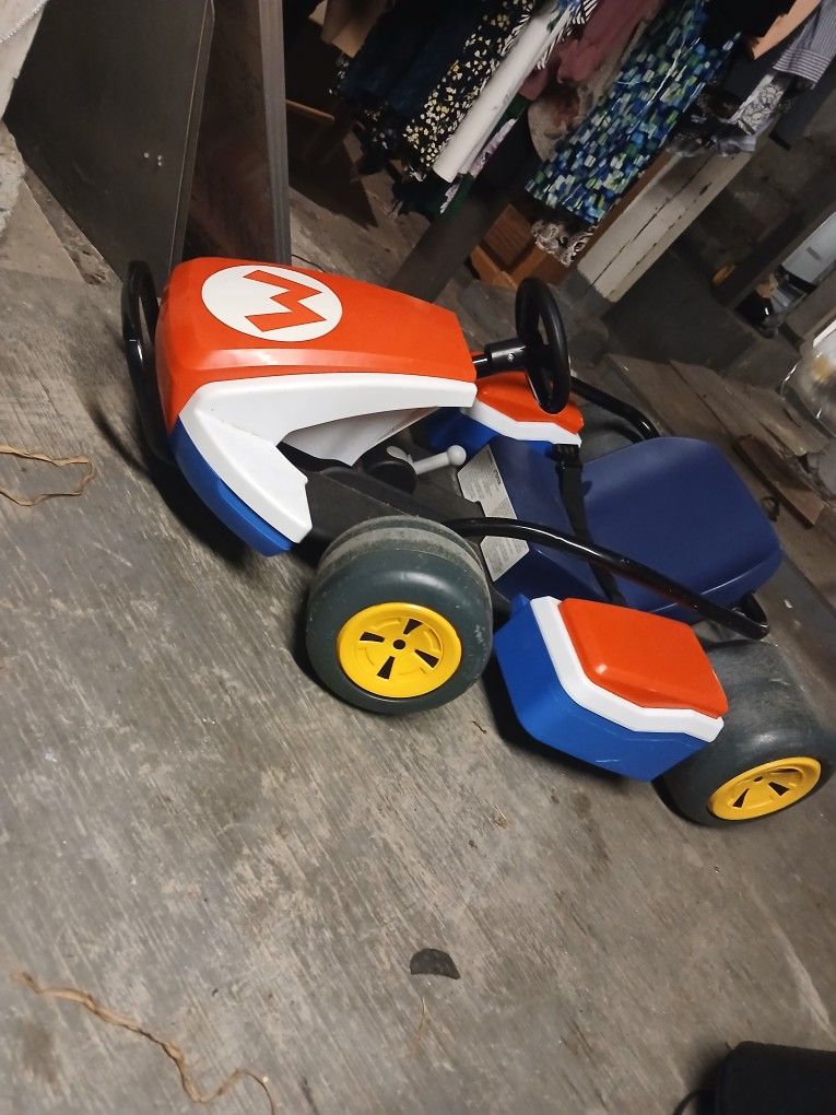 Mario Kart (Childs GO KART)
