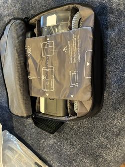 NEW CPAC MACHINE ResMed air sense 11 with traveling case
