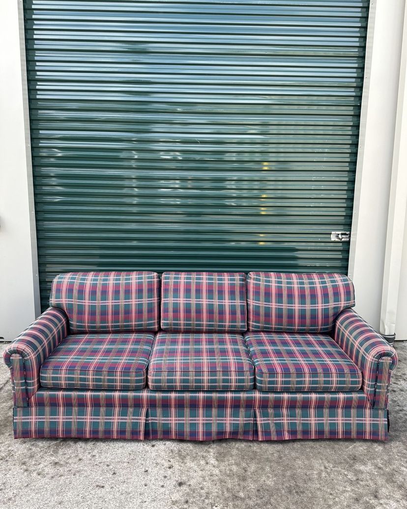 Plaid Comfy Sofa FREE DELIVERY π