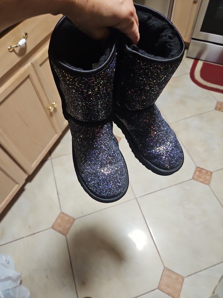 Ugg Australia Boots For Women's Size 7