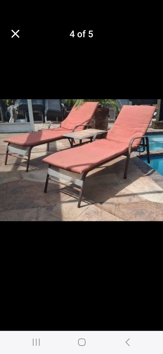 Beautiful Adjustable Pool Side Spa Chaise Lounge Chairs With Cushions Metal Frame Outdoor Furniture Deck Balcony