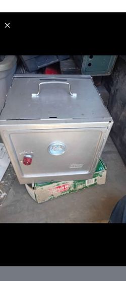Pending sale * Coleman Campstove Oven