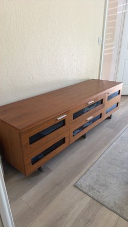 Solid wood entertainment piece/dresser