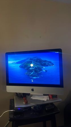 Apple iMac All-in-One Desktop Computer