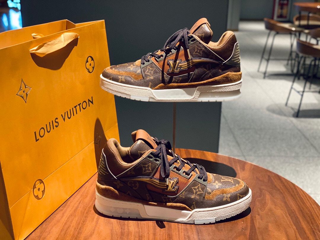 LV fly sneakers
