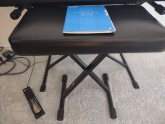 Yamaha P95B 88-Key Weighted Digital Piano + Stand/Bench/Pedal