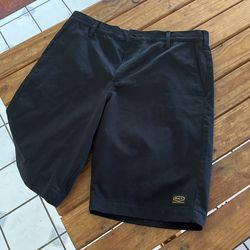 Men’s RVCA Shorts Black Size 34