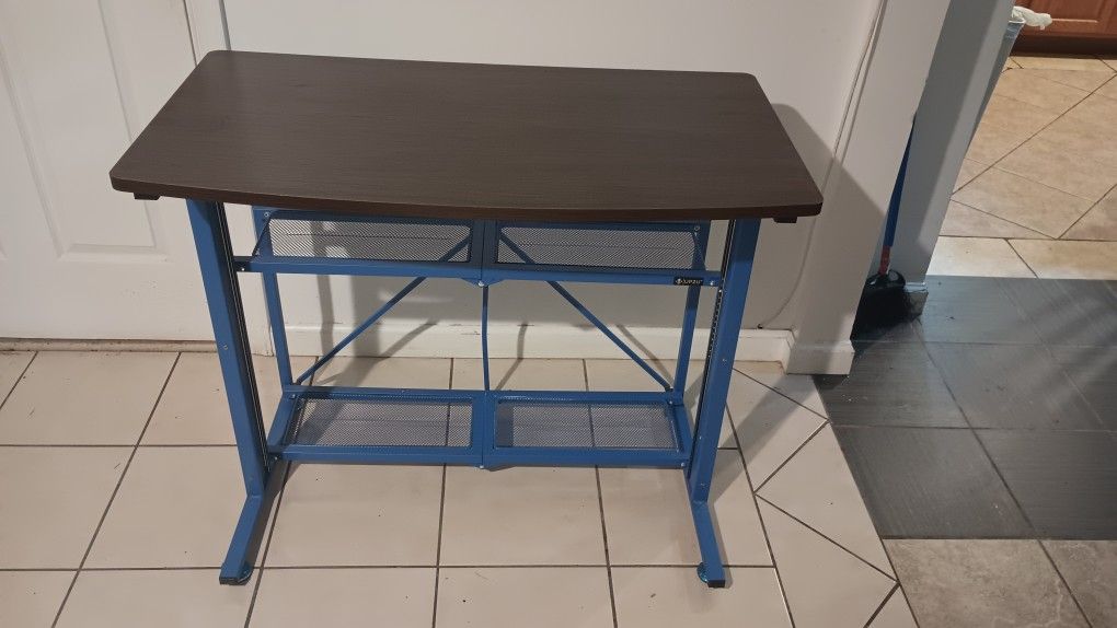 Folding Desk H30xW36xD20 Very Good Condition