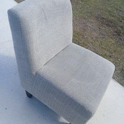 Accent Chair 
