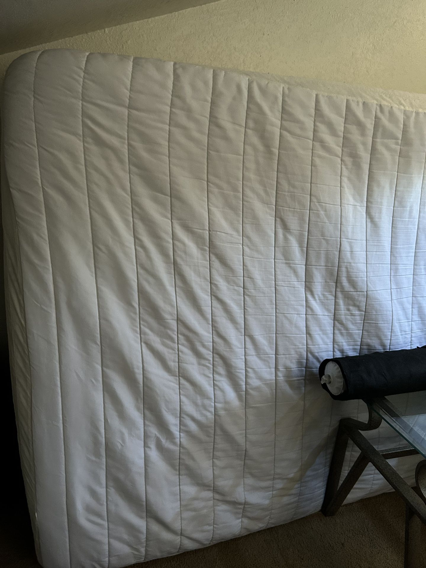 Full Size Mattress & Metal Frame