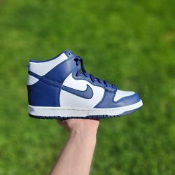 Nike Dunk High " Championship Navy "  6.5Y / 8W