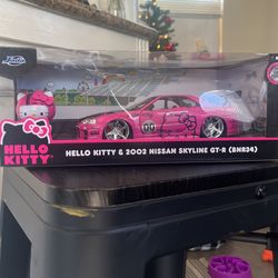 2003 Nissan Skyline Hello Kitty