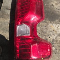 chevy silverado 2500 taillight