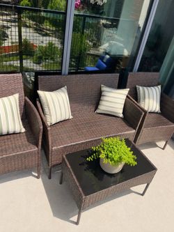 Brown Wicker Patio Furniture Set