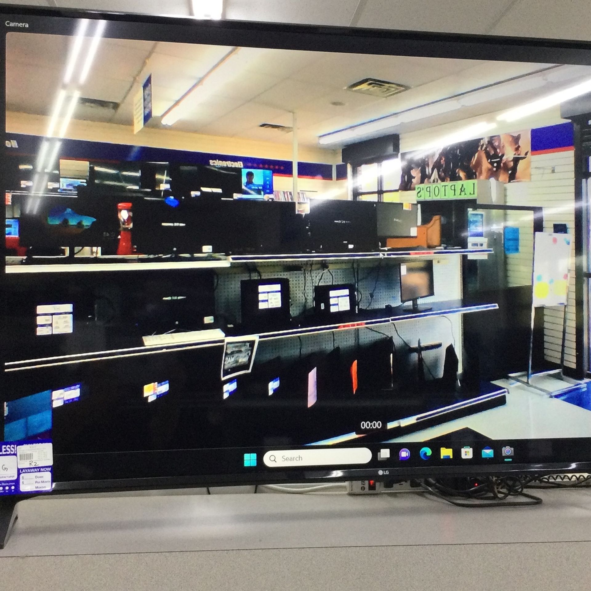 65 inch LG with remote