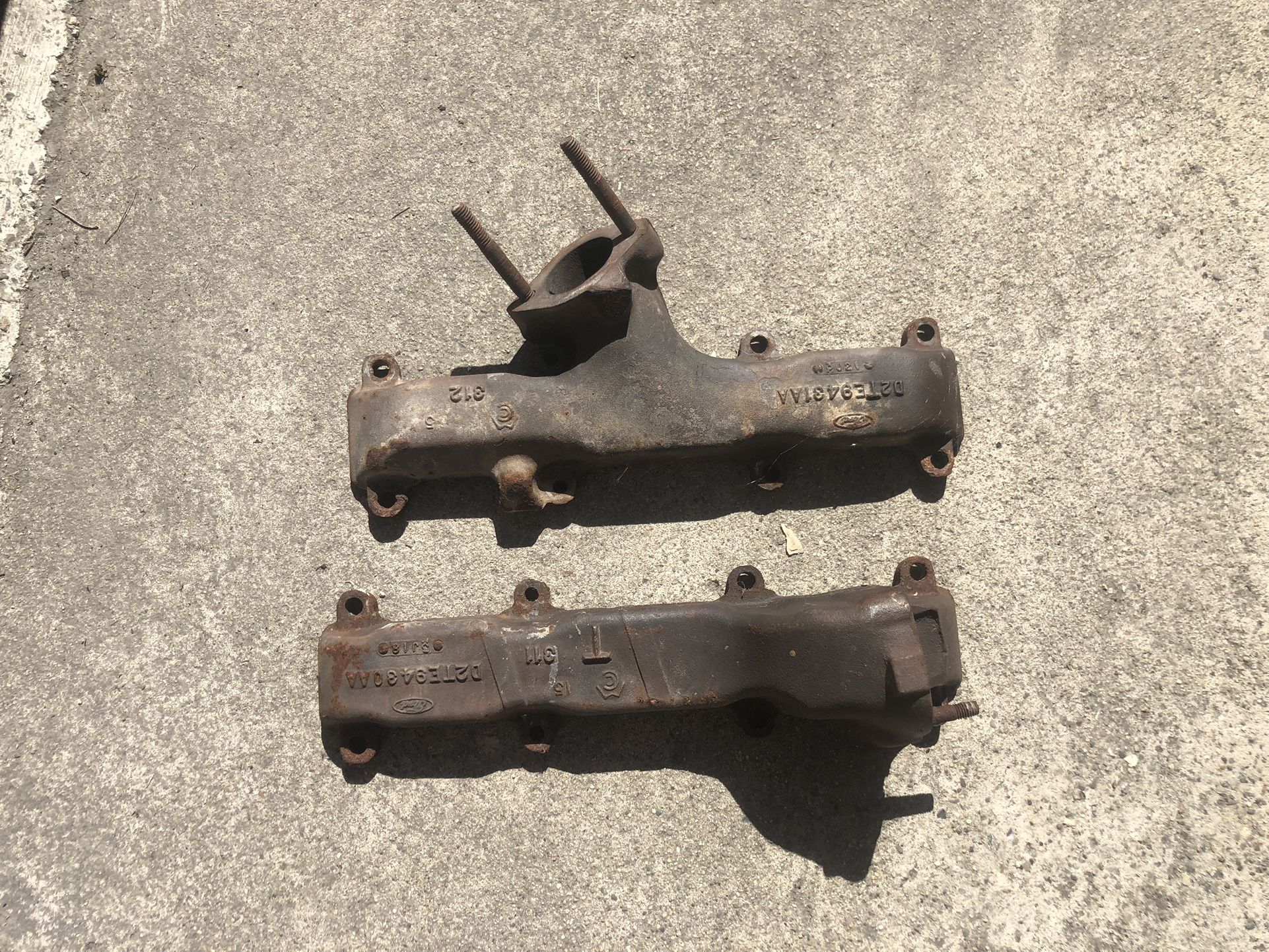 exhaust manifolds 352 360 390