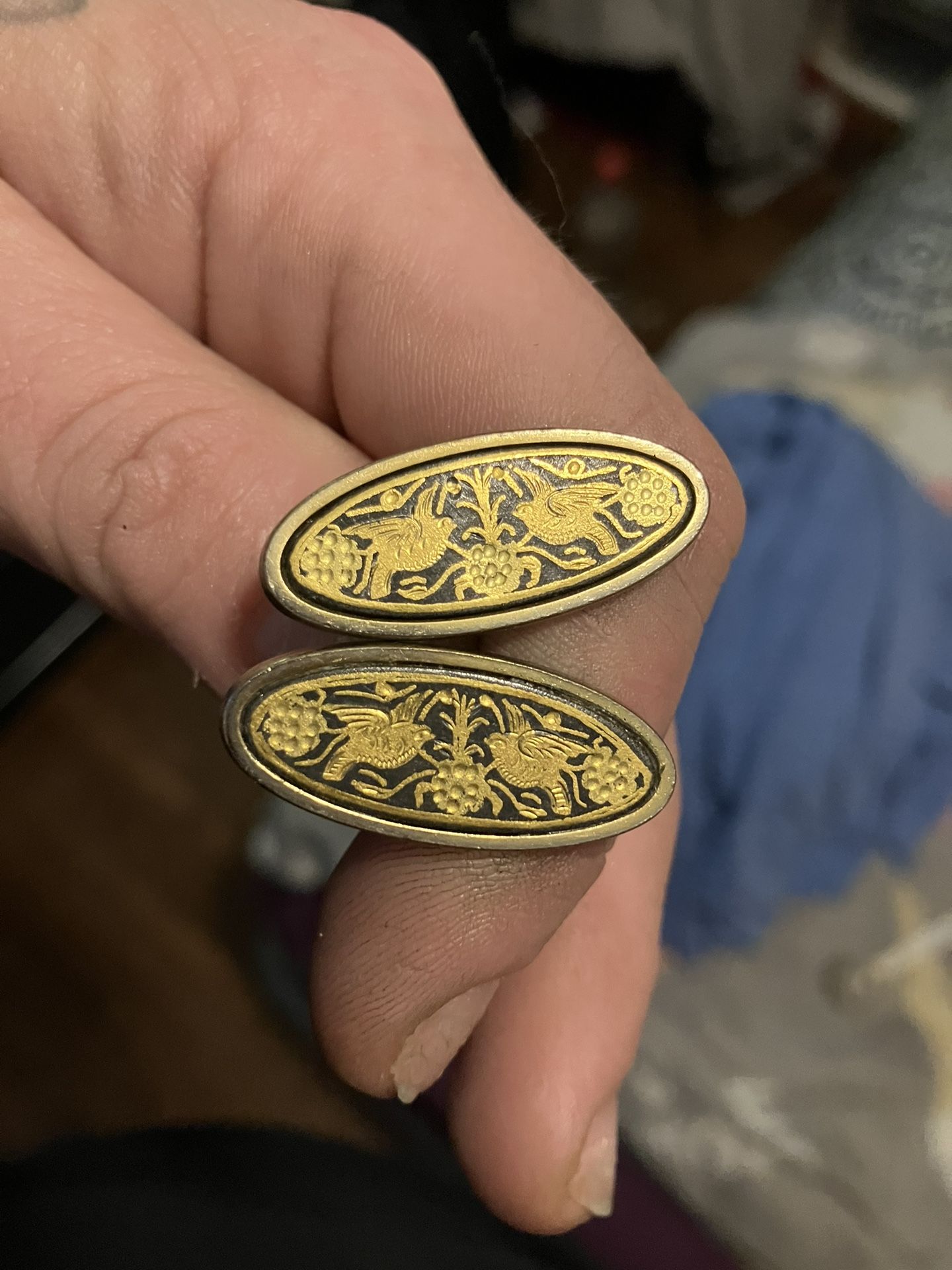 Cufflinks