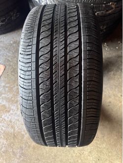 235 40 18 Continental pro contact tire