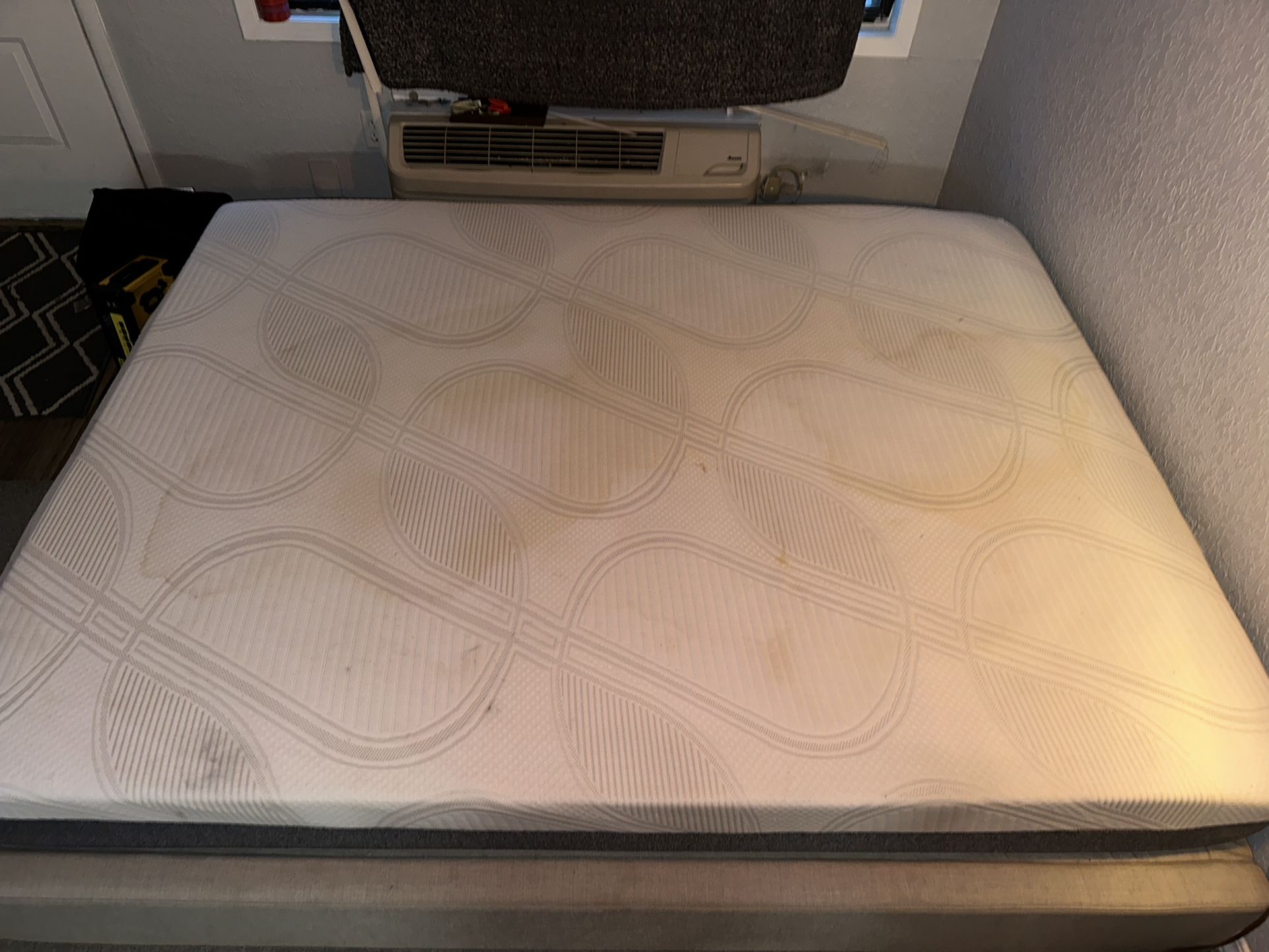 Platform Bed And Mattress