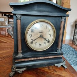 Antique Ingraham Mantle Clock Claw Feet 