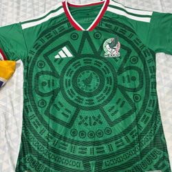 🇲🇽 Team Jersey Solo Me Quedan ,L, Blanca Version Jugador