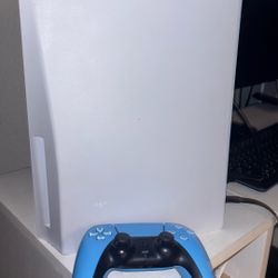 Play Station 5 With Controller