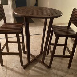 Table With 2 Chairs 