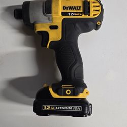 Dewalt 12v Impact with Battery CF815