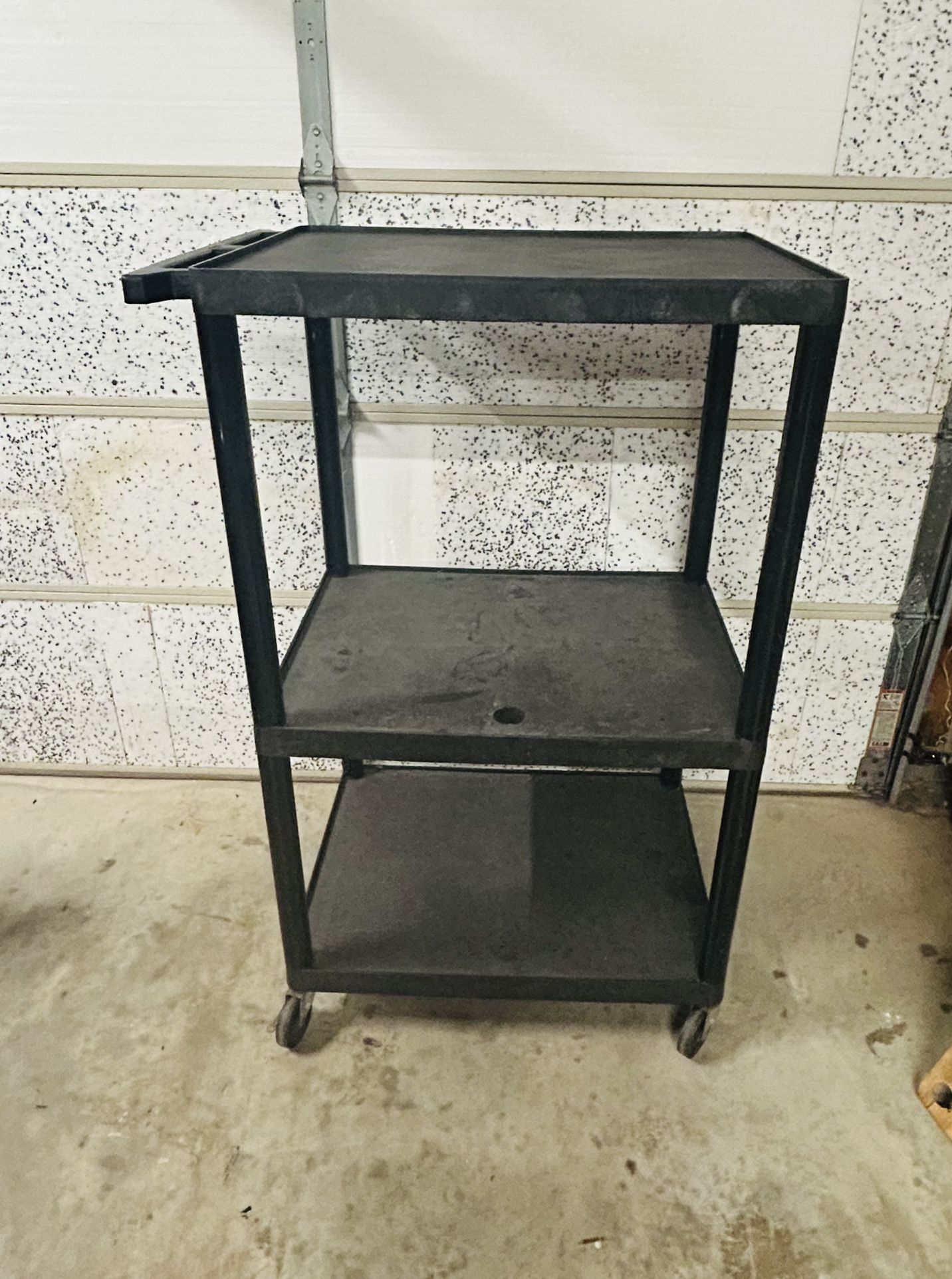 Bretford AV Cart On Wheels!
