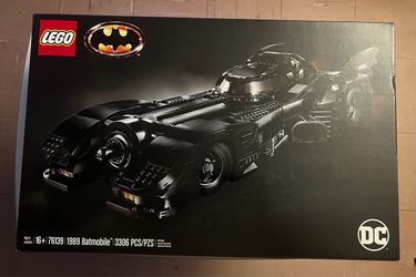Lego Tim Burton 1989 Batman Batmobile set# 76139