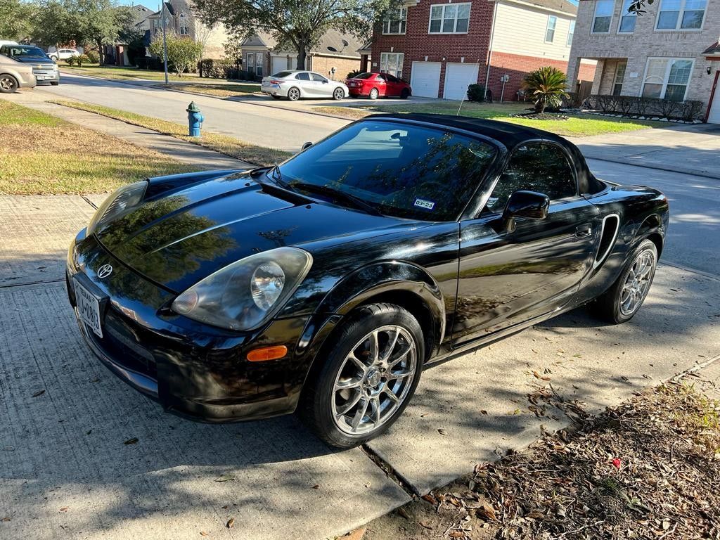 2000 Toyota MR2