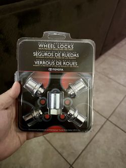OEM Toyota Wheel Lock Set