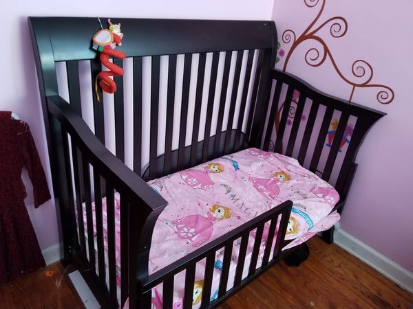 Bonavita Metro Life Style Crib With Toddler Bed Rail For Sale In