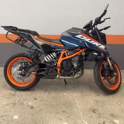2024 KTM Duke 390 – 4,238 Miles, Ready to Ride