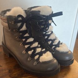 Winter Boots Size 8