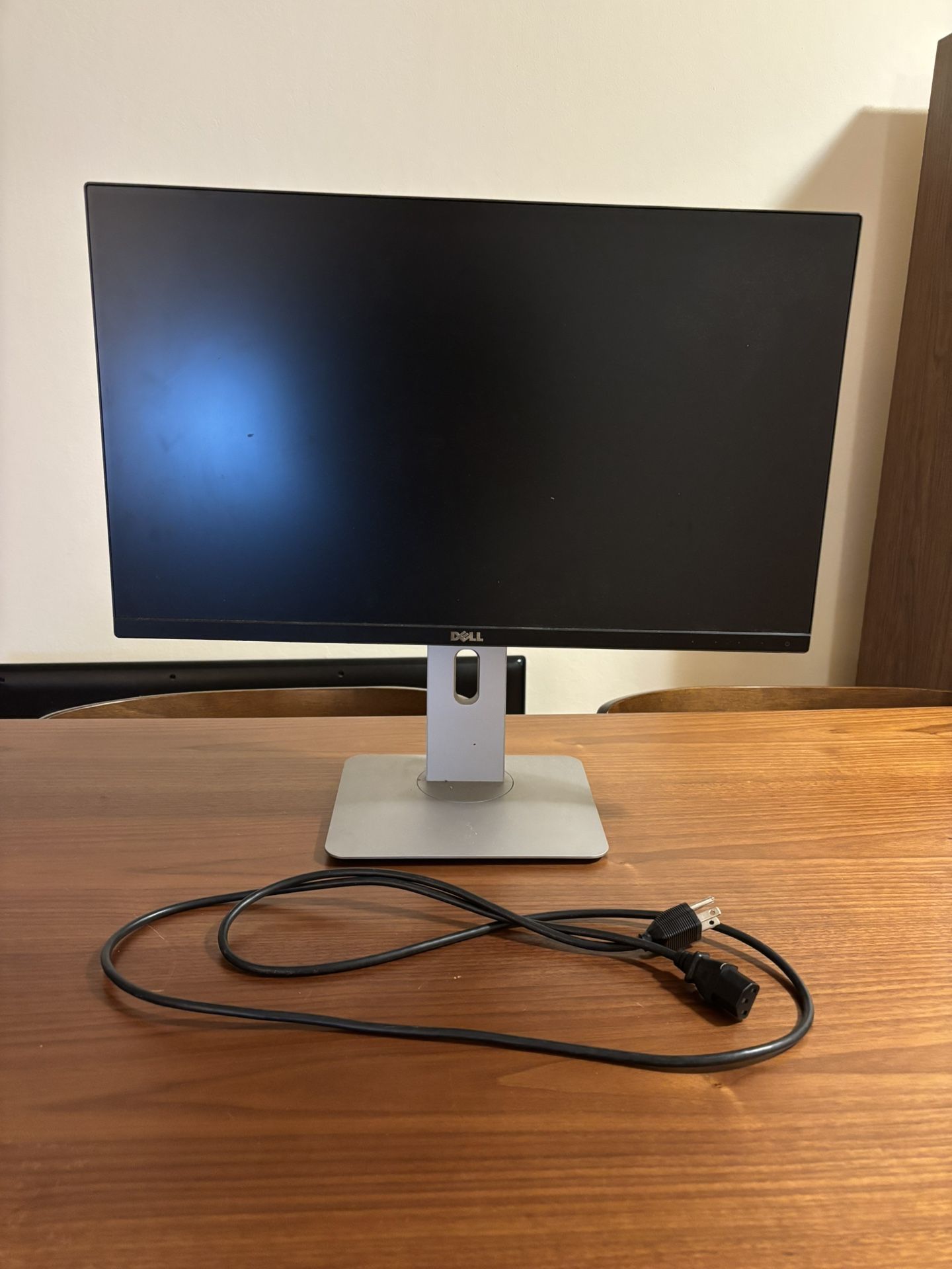 Dell Ultrasharp U2414H 23.8” 1080p LED Monitor