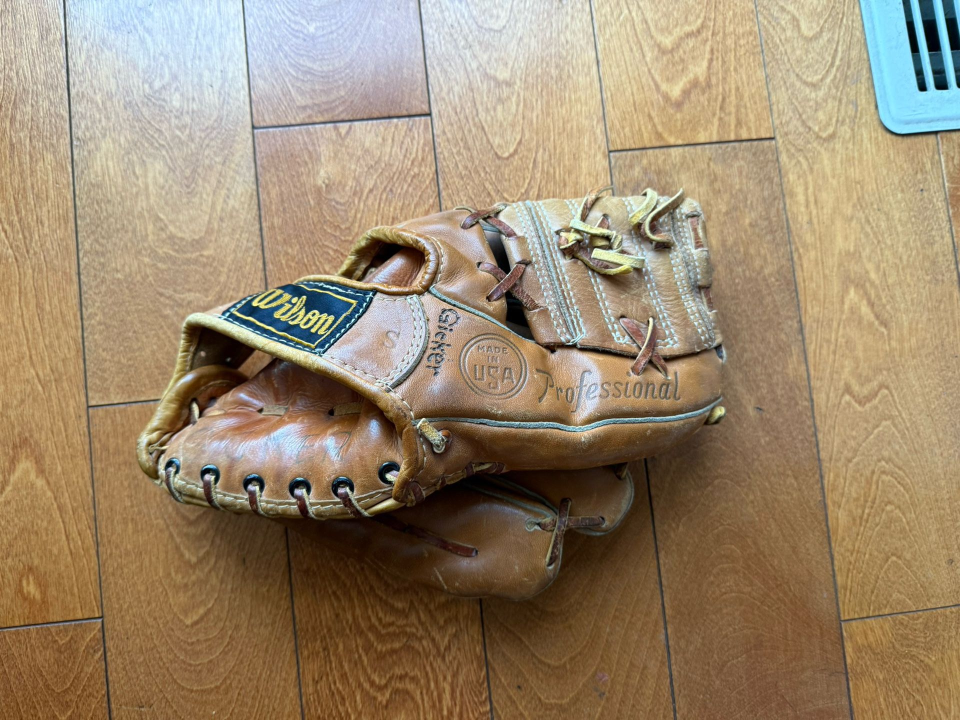 Price Cut Vintage Wilson A2904 Harvey Kuenn Autograph Model Baseball Glove