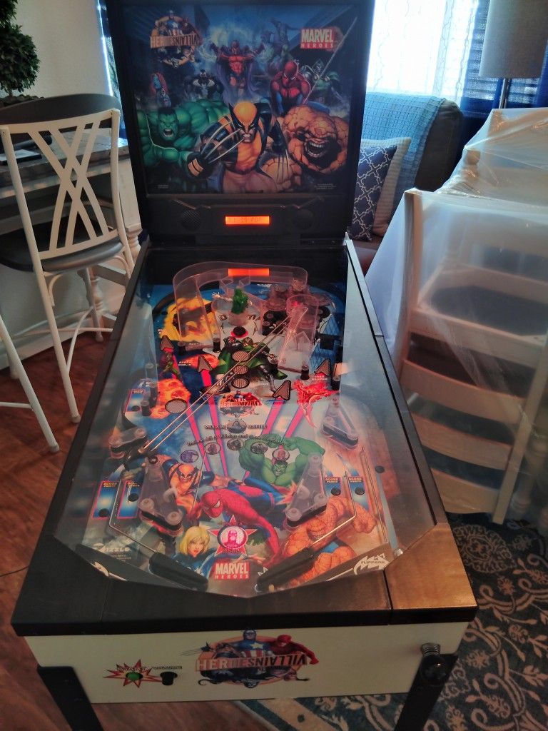 Mid Size Marvel Pinball Machine