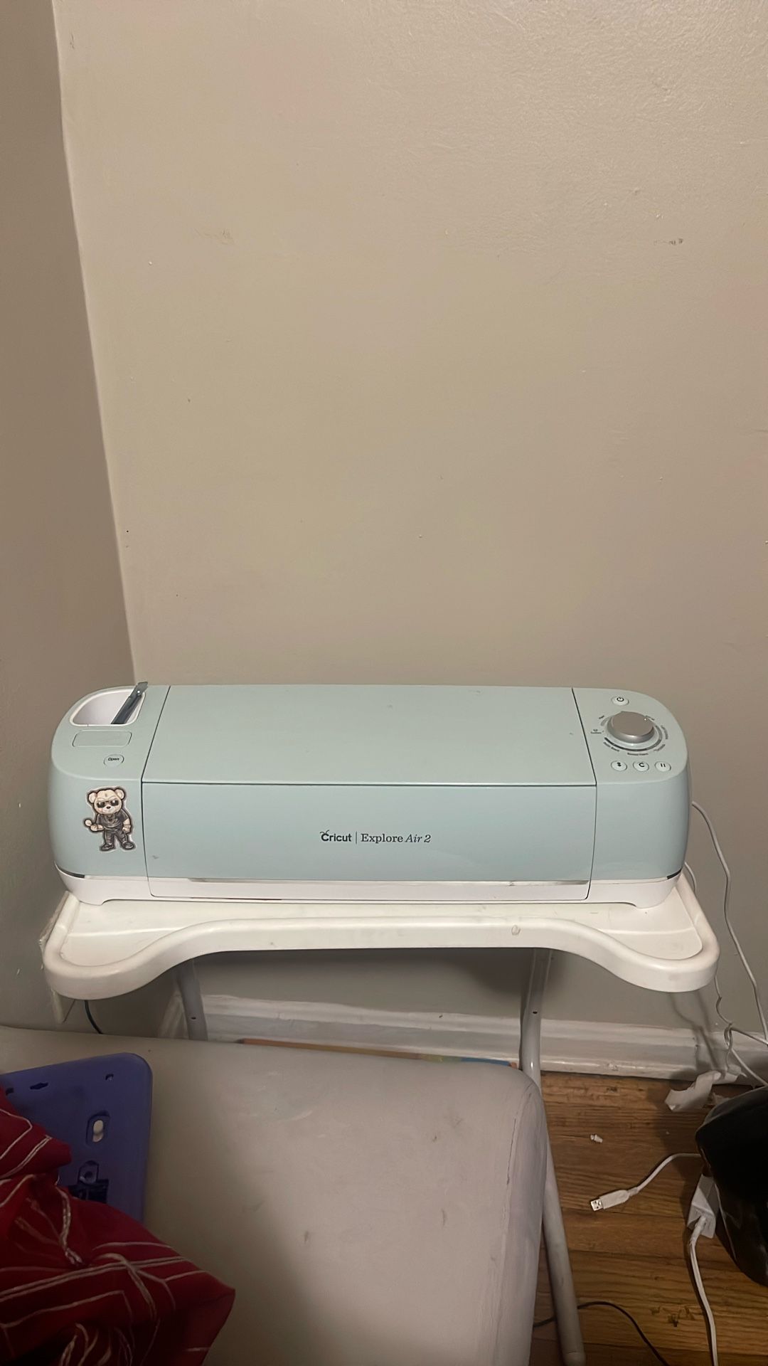 Cricut Machine W/all Cords & Accessories & Hot Press Machine